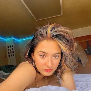 Meet your Posher, Jada